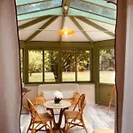 Gasthof Les Jardins De Phidji Avec Entree Autonome Climatisation Neuve Et Parking Prive Buzet-sur-Tarn