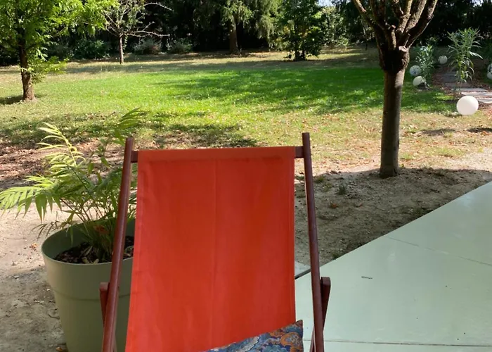 Les Jardins De Phidji ゲストハウス Buzet-sur-Tarn