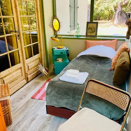 بيت ضيافة Les Jardins De Phidji Buzet-sur-Tarn